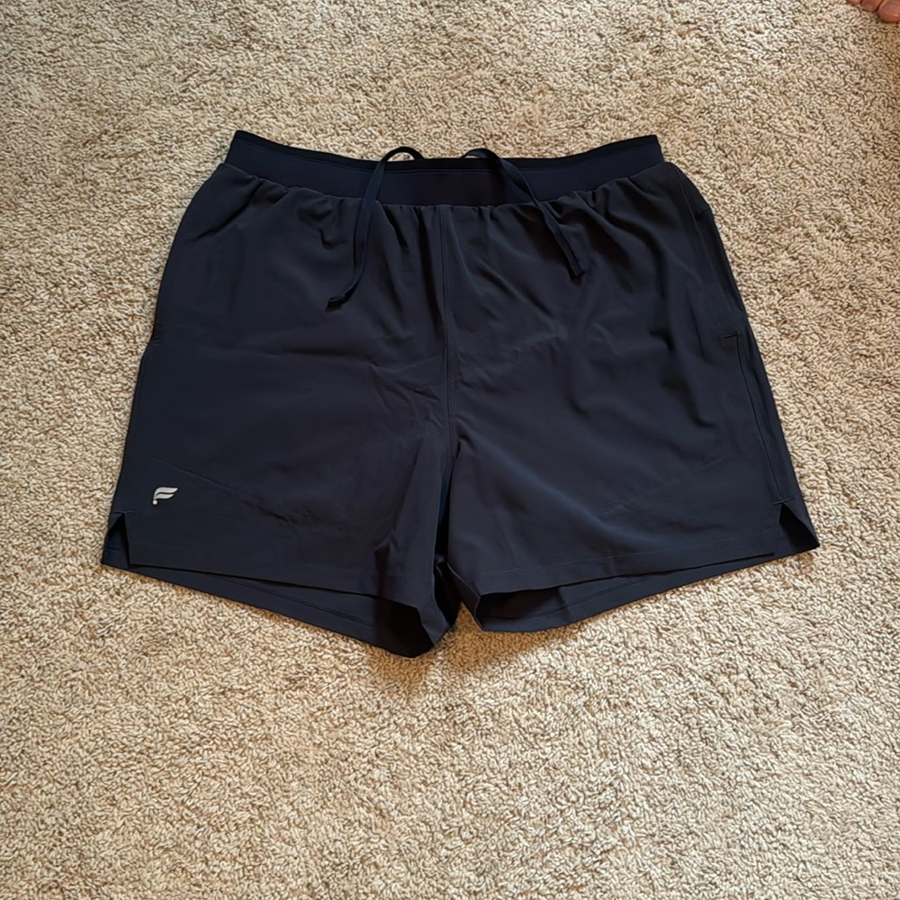 Fabletics 5” Fundamental Short (Lined) *New w/ tags*